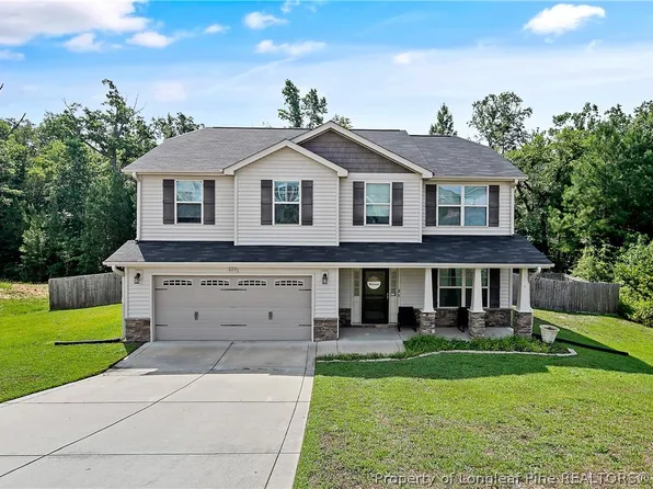 625 New Castle Ln, Spring Lake, NC 28390