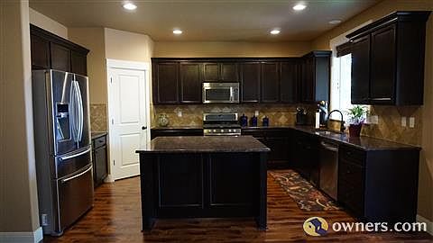 Large kitchen with pantry and plenty of storage