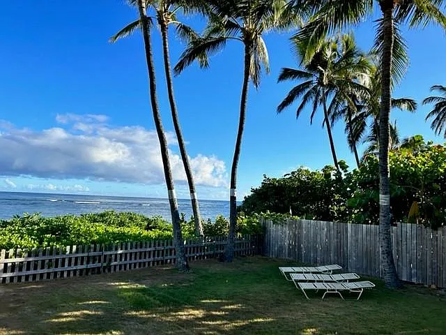 Private Ocean Front Fenced Yard