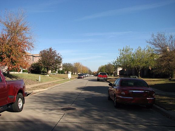 5th image of 1221 Highview Dr