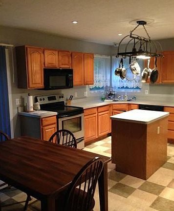 4th image of 2095 S Park Ln