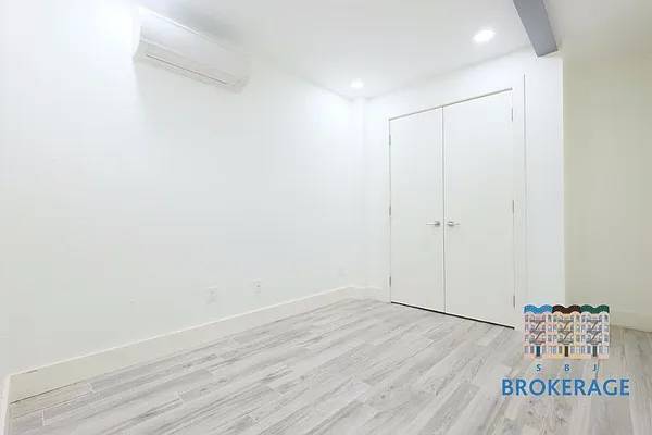 Rented by SBJ Brokerage, LLC | media 7