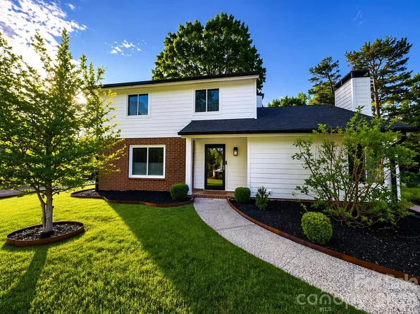 801 Sonata Pl, Charlotte, NC 28211