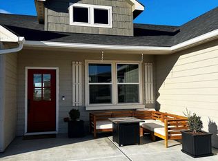 200 Saint Martin Ln, Yakima, WA 98901