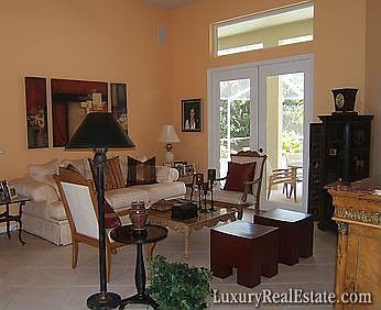 4th image of 350 Riverway Dr