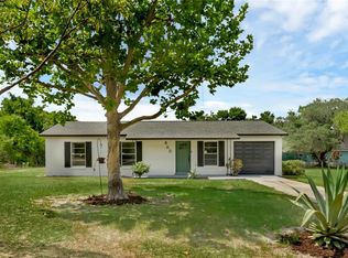 800 Mansfield Rd, Tavares, FL 32778