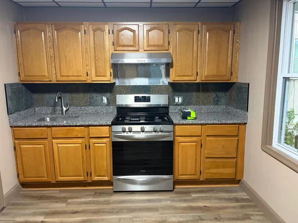 337 Smith St, Dunmore, PA 18512