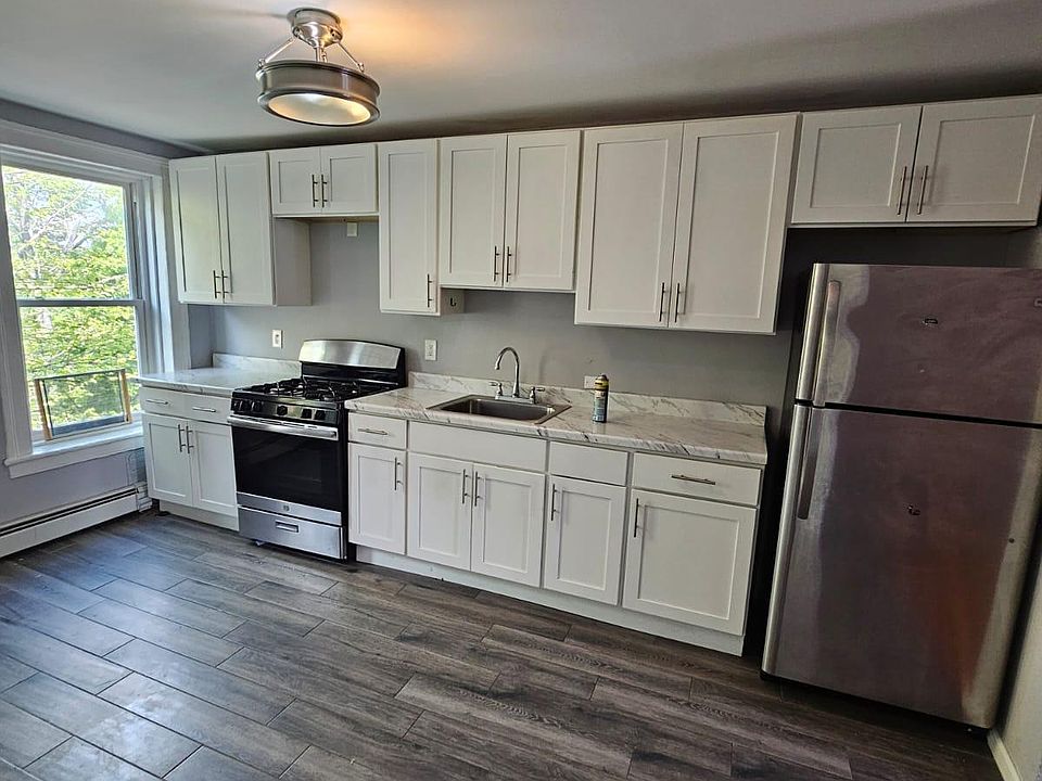 1st image of 164 Broadway #B