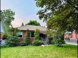 26 Kenton Dr, Toronto, ON M2R 2H8