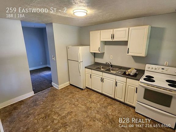 5th image of 259 Eastwood St APT 2