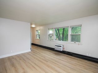 Uptown Flats, Sioux Falls, SD 57104