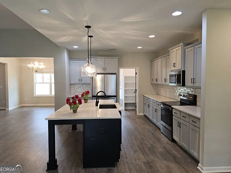 345 Rising Star Rd — Photo 11