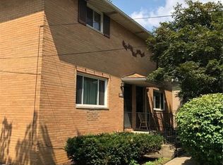 114 Winchester Rd, Fairlawn, OH 44333