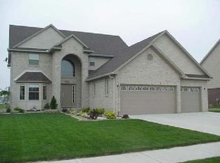 32516 Bondie Dr, Rockwood, MI 48173