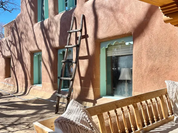 8 Placita Vieja #2, Ranchos De Taos, NM 87557