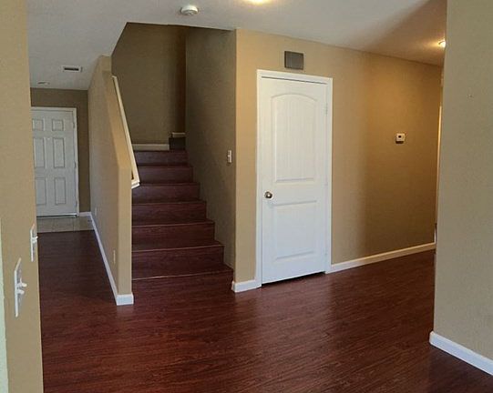 5th image of 882 Amaya Dr