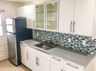 2710 NE 14th St #5, Fort Lauderdale, FL 33304
