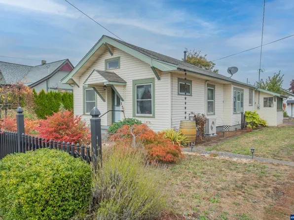 351 W Grant St, Lebanon, OR 97355