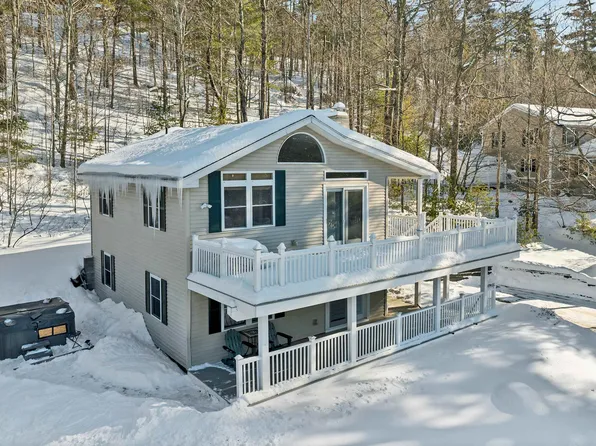 40 Deer Run Lane, Gilford, NH 03249