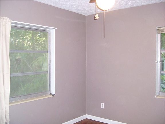 5th image of 607 N Warfield Ave