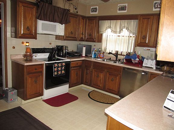 5th image of 113 Overlook Ct