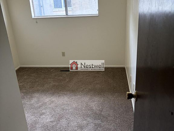 4th image of 230 W Center St APT 3