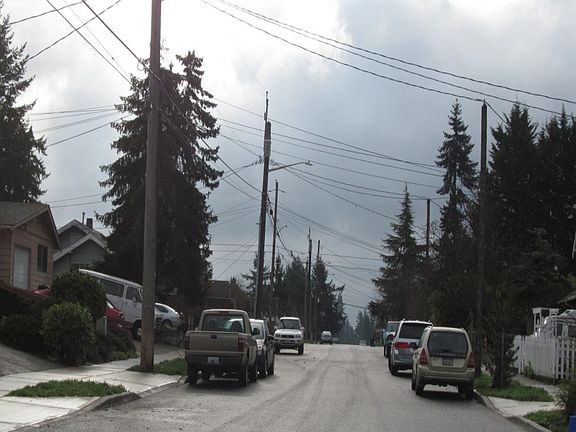 4th image of 1937 S Cushman Ave