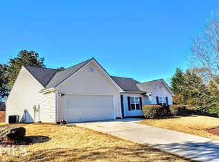 1916 Roxey Ln, Winder, GA 30680