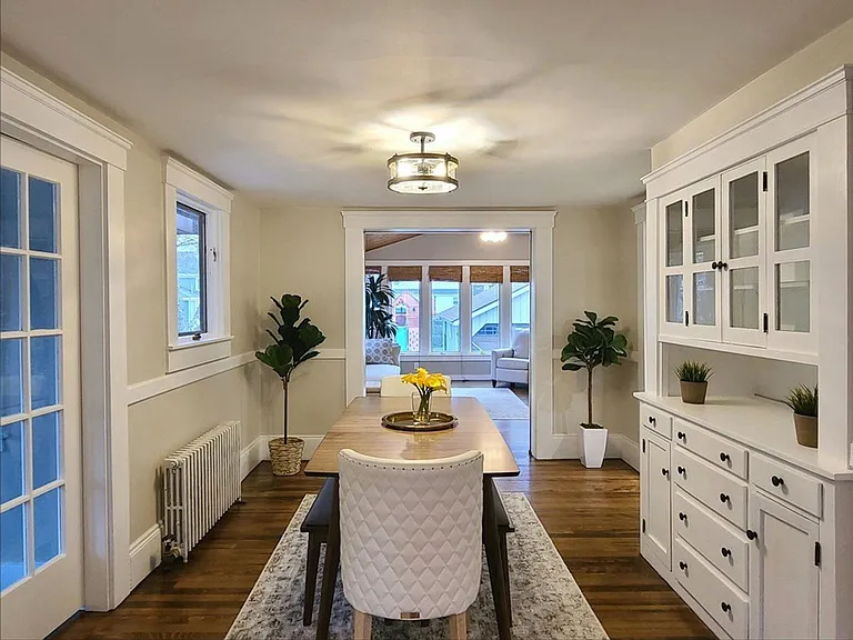 25 Burdette Ave — Photo 4