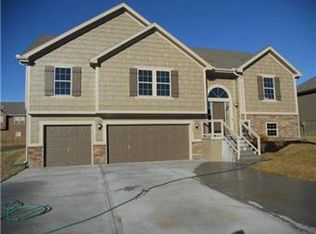 1103 Rylee Ct, Kearney, MO 64060