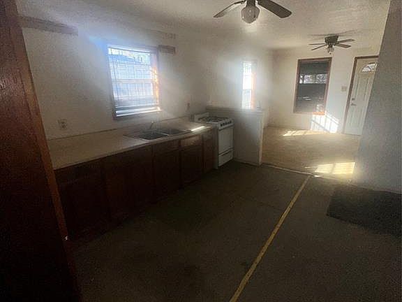 5th image of 2237 Wilburforce St