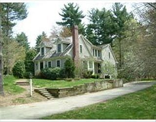2nd image of 50 Carriage House Ln