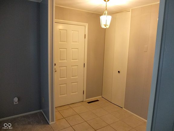 5th image of 124 Georgton Ct