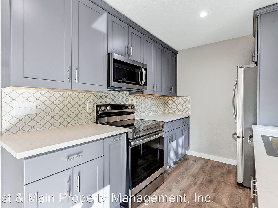 1st image of 314 S Minahen St #10986052