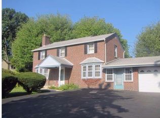 2414 Pine Rd, Huntingdon Valley, PA 19006