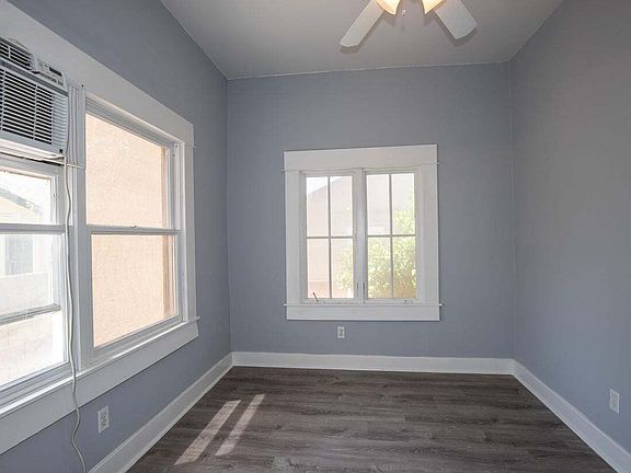 5th image of 137 N 11th Ave