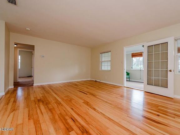 3rd image of 281 Brookline Ave