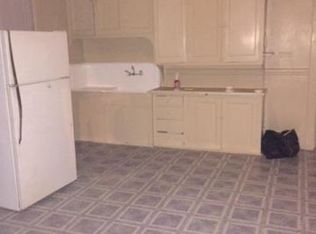 1726 S 24th St APT 2, Milwaukee, WI 53204