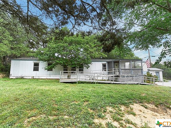 3rd image of 147 Glenn Dr