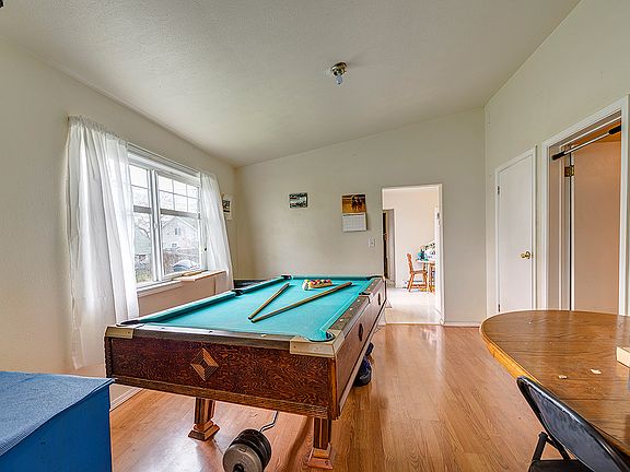 5th image of 123 C St NW