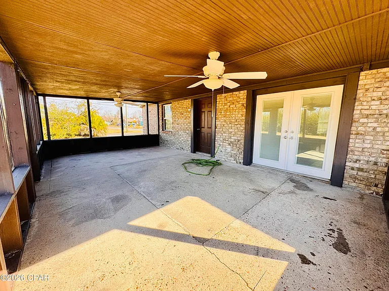 163 Lauren Ln — Photo 24