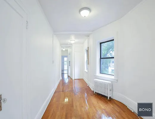 Rented by Bond New York | media 20