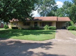 312 Vance St, Columbus, MS 39702