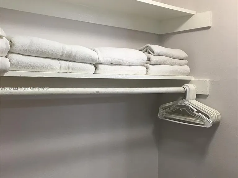 125 Edgewater Dr #7 — Photo 10