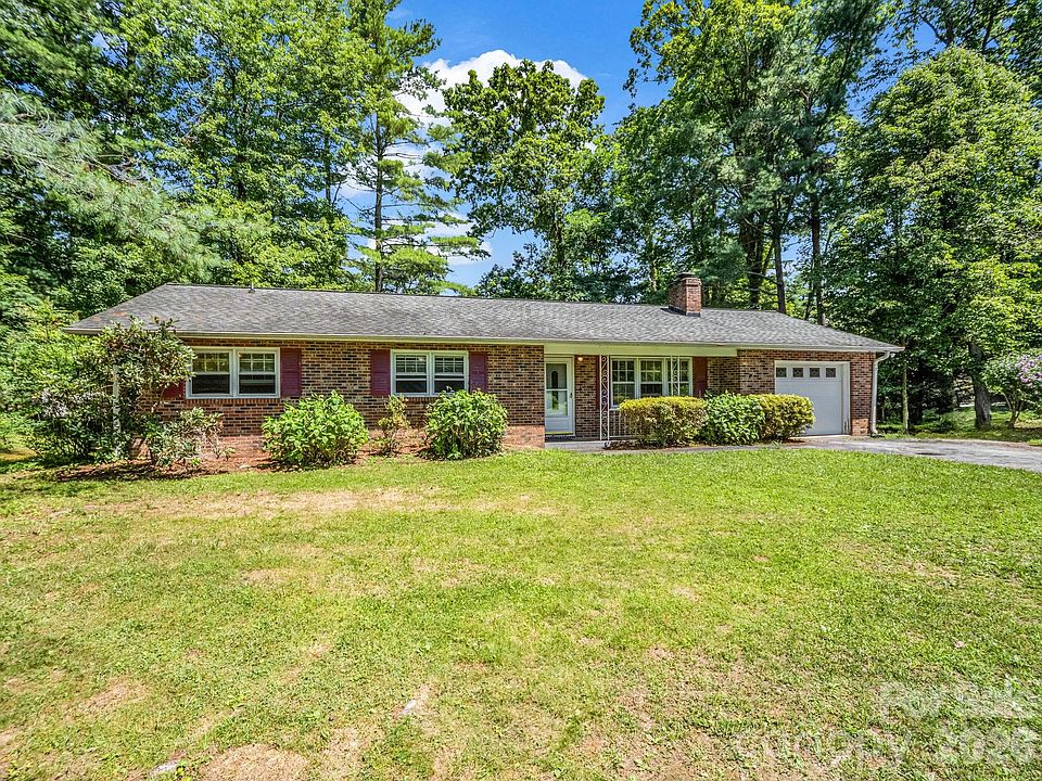1st image of 926 Toxaway Ct