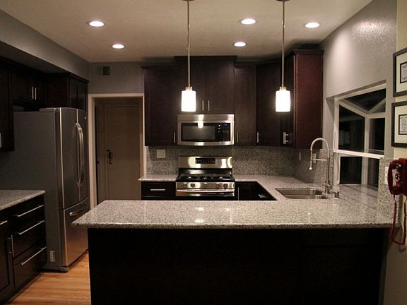 3rd image of 823 Mary Caroline Dr