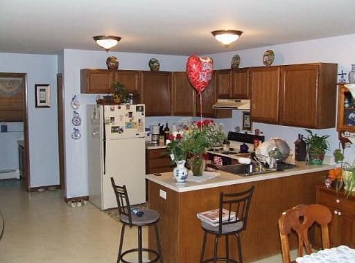 4th image of 38 Edmunds Ln #B