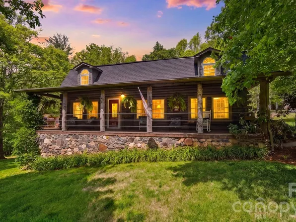 3497 Blue Creek Rd, Lenoir, NC 28645