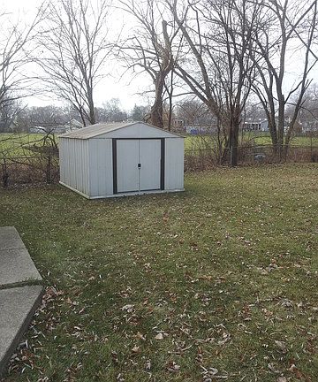 4th image of 1335 W Syracuse Ln