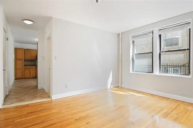 435 79th St #7 — Photo 5